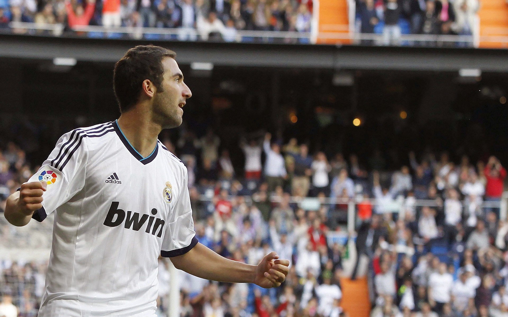 开云体育入口-平行世界的绿茵剧本,当乌克兰顿涅茨克轻取拜仁,姆巴佩的密钥在1984年转动